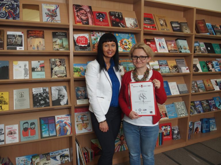 Beata Motyl (właścicielka firmy dystrybucyjnej  motyleksiazkowe.pl) – Kobieta Charyzmatyczna. Z miłości do książek tworzonych z sercem i pasją