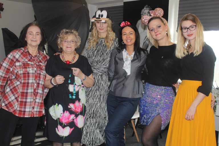 Kulisy pierwszej sesji fotograficznej do kalendarza Kobiet Charyzmatycznych na rzecz Kai Czerwińskiej