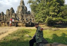 Śladami Czerwonych Khmerów Piotr Ostaszewski w Kabodży