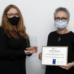 Od-lewej_-Anna-Tepinska-Marcinek-wspolwlascicielka-Ceramiki-Paradyz_-Magdalena-Kaliszuk-Baranska-przewodniczaca-Jury