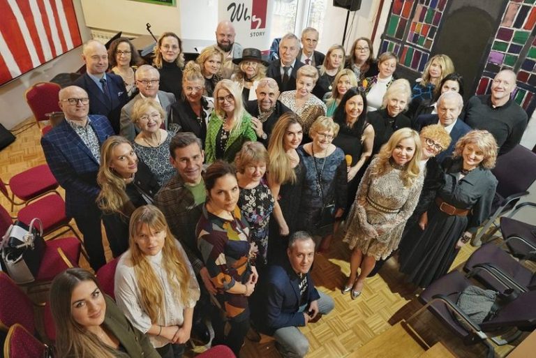 Spotkanie Grupy Charyzma i Powołanie „PIĘKNO: wewnętrzne/zewnętrzne, Body & Mind (Ciało i Umysł), w sztuce, uczuciach, przyjaźni – PIĘKNI 50-letni” w Warszawie.